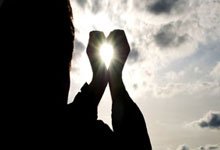 中澳之战球票已炒至上万元，或70000人现场观战九派新闻.